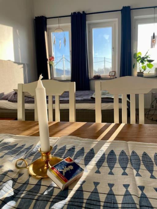 Newly Built Bright Apartment, Close To Everything If You Want To Visit Stockholm, You Will Find The Perfect Accommodation Here! Ferry Line 80 Makes It Very Convenient And Easy To Get To The City Center Nacka Bagian luar foto